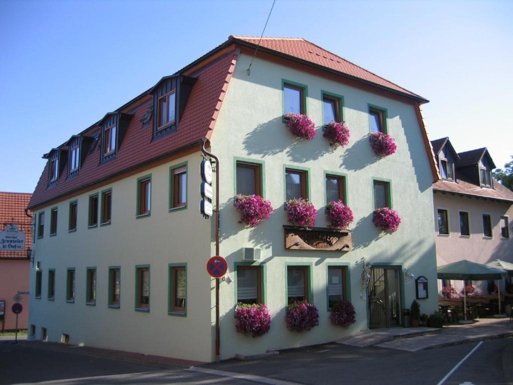 诺伊霍夫安德泽恩 Zenntaler Hof酒店 外观 照片